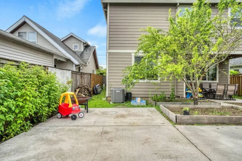 Semesterbostad Spacious Se House - Toy Room, Ac, Walk To Food! Portland