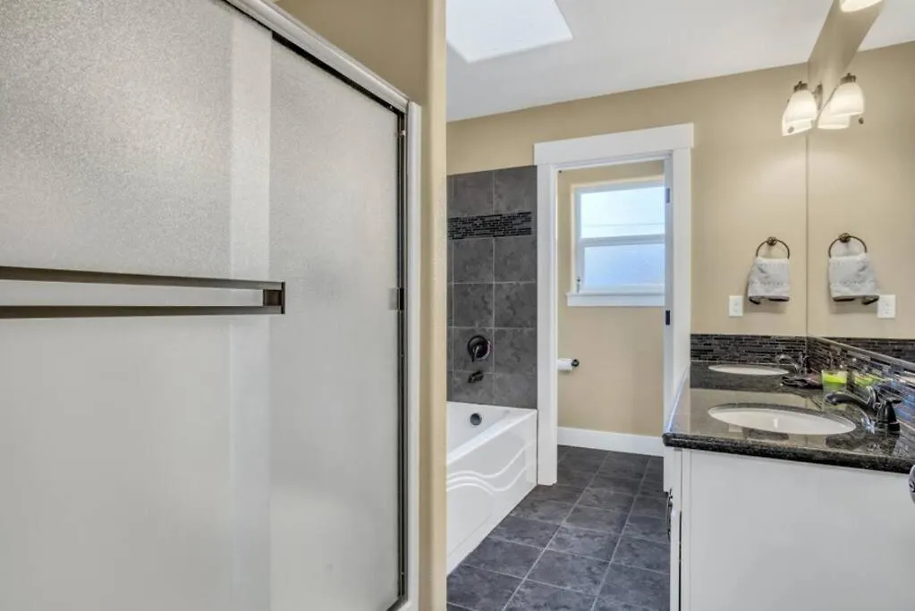 Semesterbostad Spacious Se House - Toy Room, Ac, Walk To Food! Portland